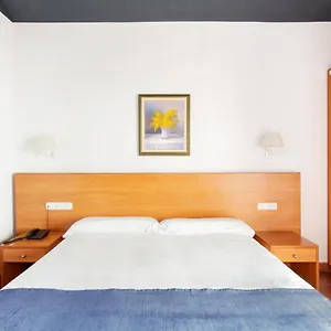 La Santa Maria 3*, Sitges Spain