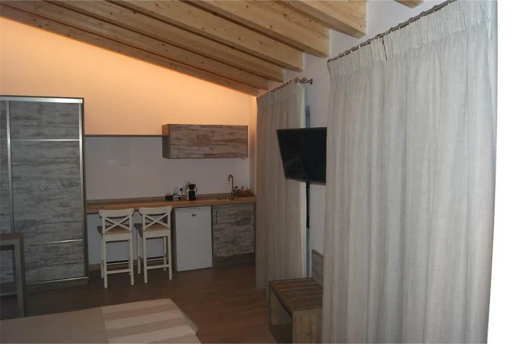 Petit Hotel C'An Mel Cas Concos Bed & Breakfast