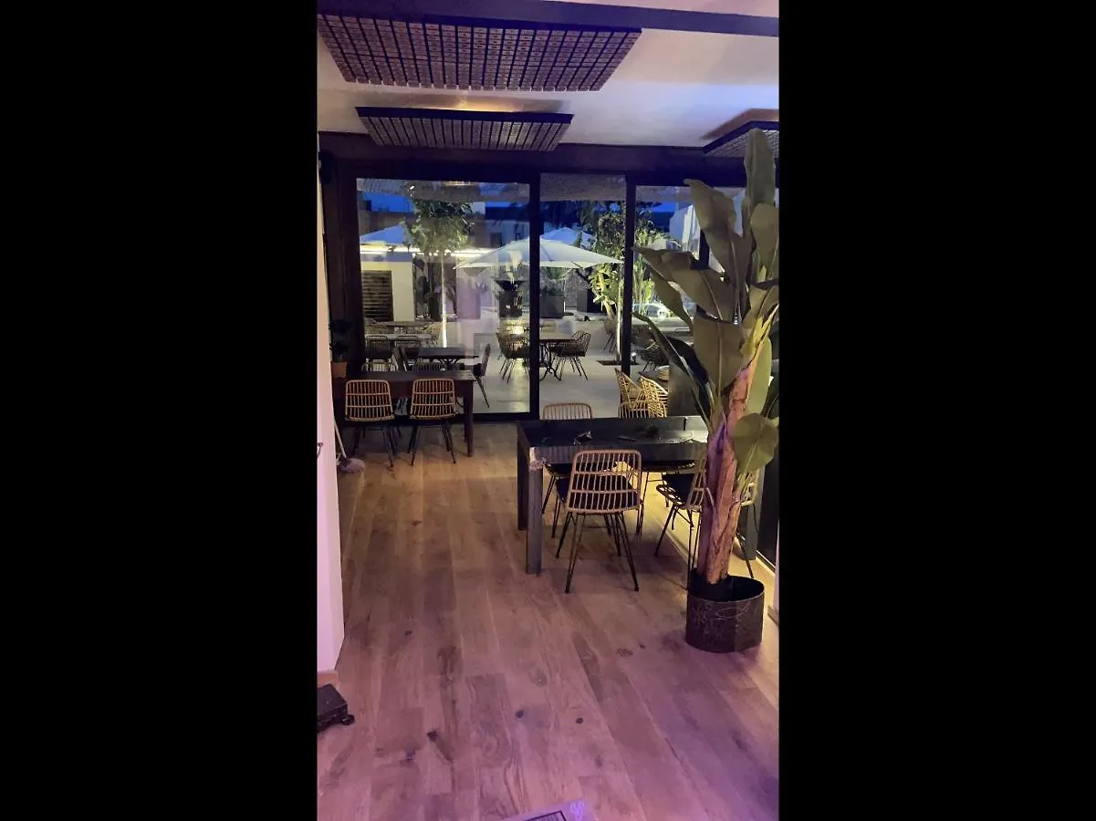 קאס קונקוס דה קבייר Petit Hotel C'An Mel 3*, קאס קונקוס דה קבייר